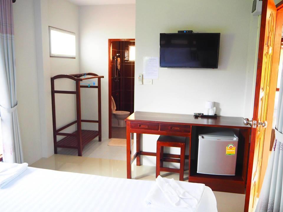 Hotel Bansuansiriwat Ban Tak Exteriér fotografie