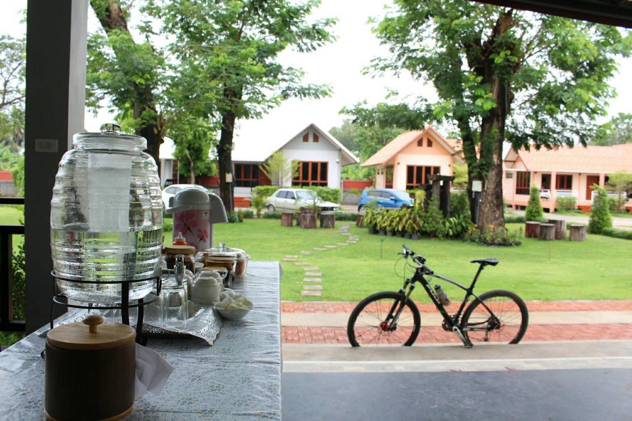 Hotel Bansuansiriwat Ban Tak Exteriér fotografie